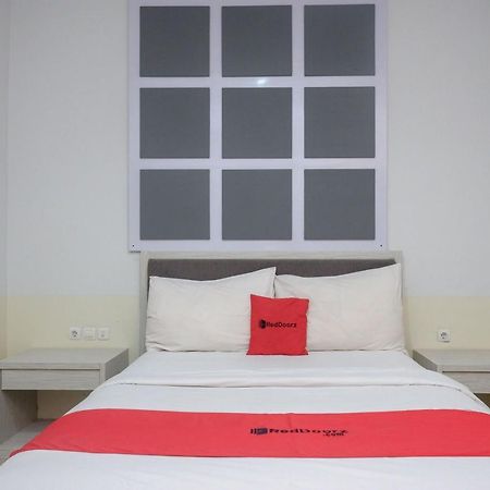 Reddoorz Near Jogja City Mall Melati Екстер'єр фото